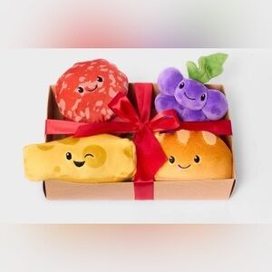 NEW, GIGGLESCAPE CHARCUTERIE BOX SET, SALAMI, SWISS CHEESE, GRAPES & BREAD PLUSH